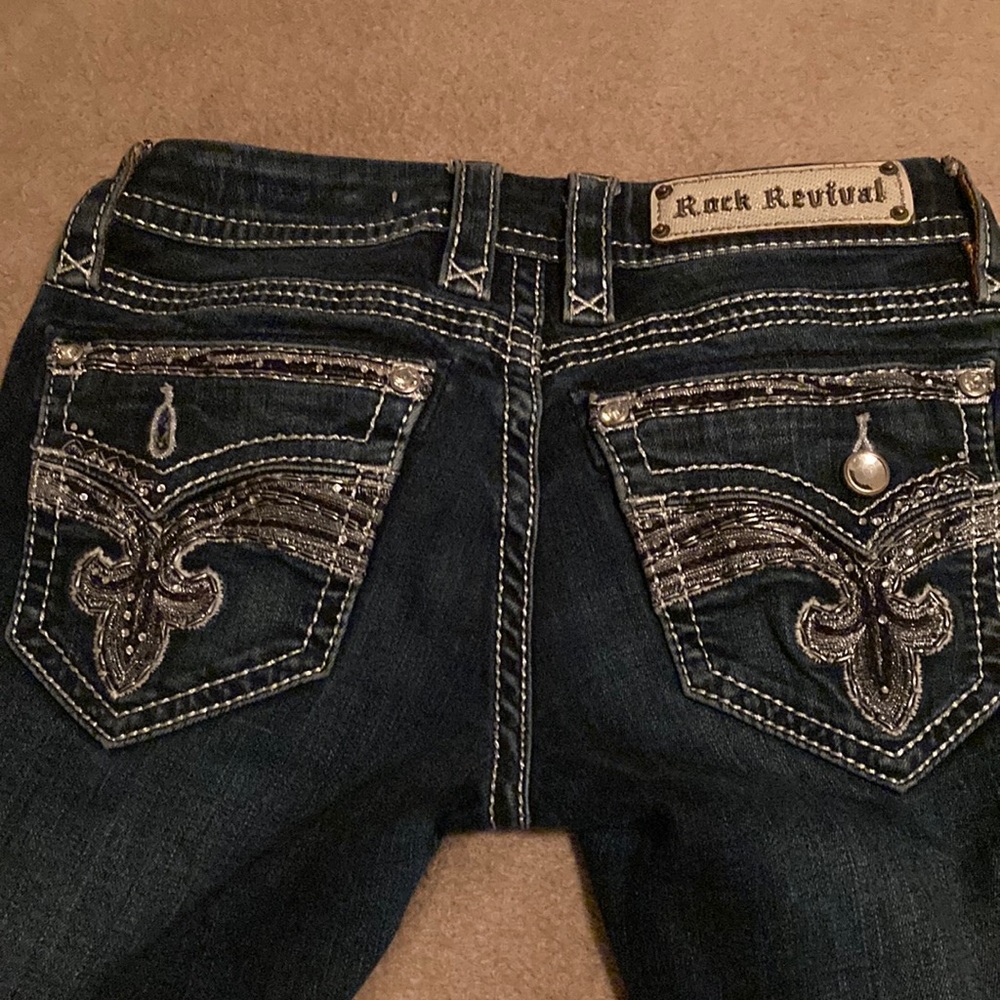 Rock Revival size 25